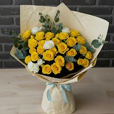 Букет цветов из:  Розы в Пионерский Ханты-Мансиский АО