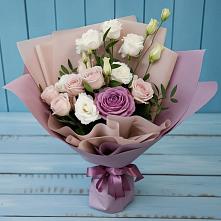 Букет цветов из:  Розы и Лизиантусы в Пионерский Ханты-Мансиский АО