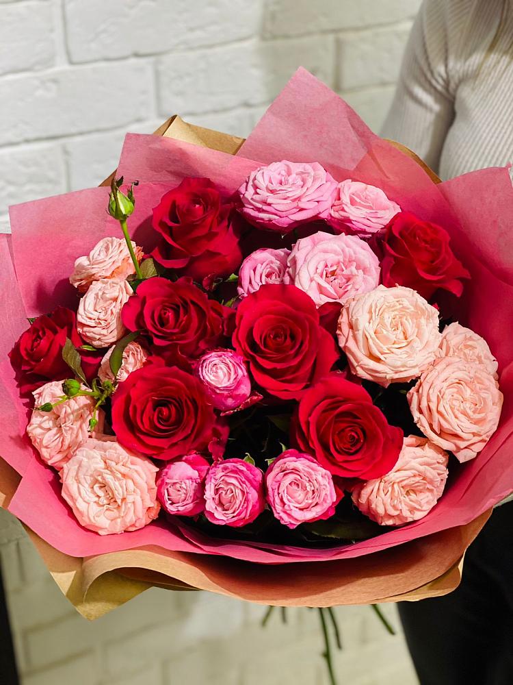 Букет цветов из: Розы в Пионерский Ханты-Мансиский АО