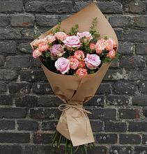 Букет цветов из:  Розы в Пионерский Ханты-Мансиский АО