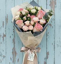 Букет цветов из:  Розы в Пионерский Ханты-Мансиский АО
