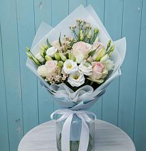 Букет цветов из:  Розы и Лизиантусы #REPLACE_PRED# Пионерский Ханты-Мансиский АО