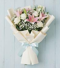 Букет цветов из:  Лилии в Пионерский Ханты-Мансиский АО