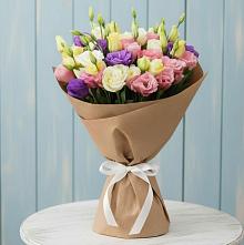 Букет цветов из:  Лизиантусы в Пионерский Ханты-Мансиский АО